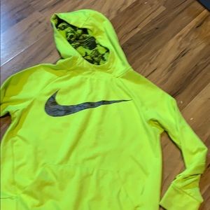 Boys lime green Sz medium Nike hoodie w pockets